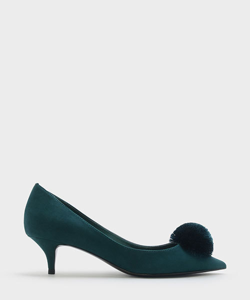CHARLES & KEITH(チャールズ & キース)の「ポンポンカバードヒール / PUMP COVERED HEELS(パンプス・レディース・ブラック/パープル/グリーン・23cm/25.5cm/22.5cm/23.5cm/24.5cm/25cm)」の1枚目の写真