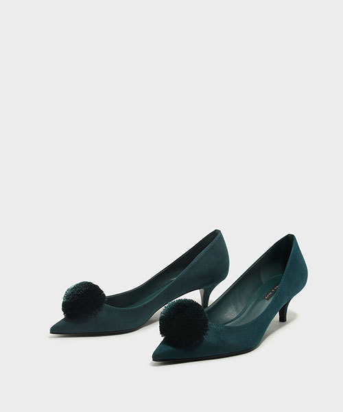 CHARLES & KEITH(チャールズ & キース)の「ポンポンカバードヒール / PUMP COVERED HEELS(パンプス・レディース・ブラック/パープル/グリーン・23cm/25.5cm/22.5cm/23.5cm/24.5cm/25cm)」の14枚目の写真
