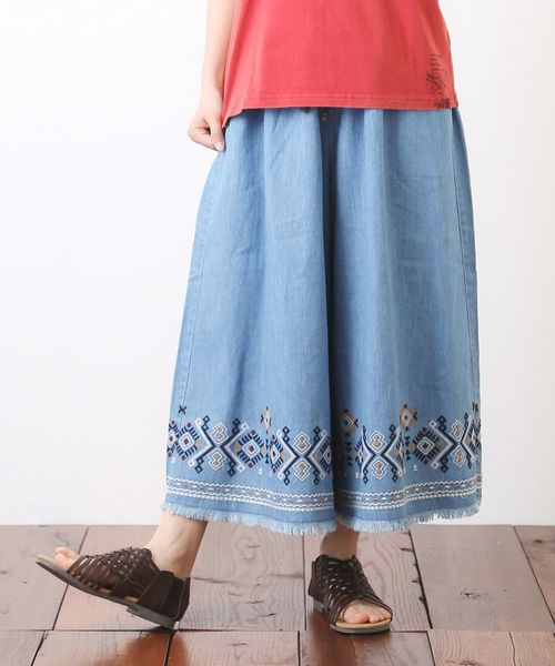 CUBE SUGAR（キューブシュガー）の「6.75オンスデニムイージーギャザーパンツ（その他パンツ・レディース・ネイビー/ブルー/ブルー系その他・M）」の2枚目の写真