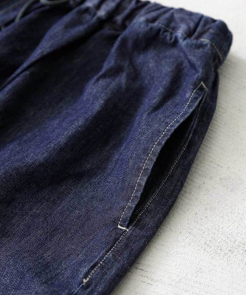 CUBE SUGAR（キューブシュガー）の「6.75オンスデニムイージーギャザーパンツ（その他パンツ・レディース・ネイビー/ブルー/ブルー系その他・M）」の8枚目の写真