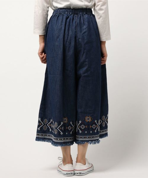 CUBE SUGAR（キューブシュガー）の「6.75オンスデニムイージーギャザーパンツ（その他パンツ・レディース・ネイビー/ブルー/ブルー系その他・M）」の5枚目の写真