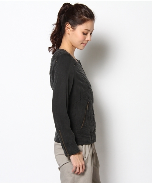 Abahouse Devinette（ドゥヴィネット）の「ﾃﾝｾﾙｷｭﾌﾟﾗﾂｲﾙ（ブルゾン・レディース・ブラック/オリーブ/モカ・FREE）」の5枚目の写真
