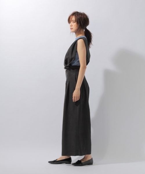 laboratory work（ラボラトリーワーク）の「ワンショルダーフレアパンツ（サロペット/オーバーオール・レディース・ブラック/ベージュ・MEDIUM）」の8枚目の写真