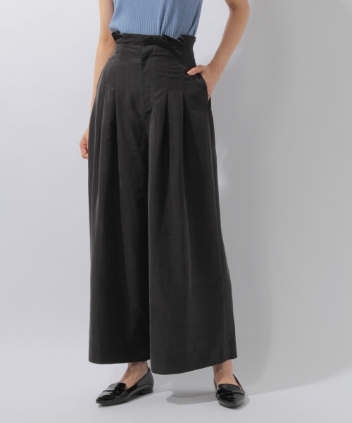 laboratory work（ラボラトリーワーク）の「ワンショルダーフレアパンツ（サロペット/オーバーオール・レディース・ブラック/ベージュ・MEDIUM）」の16枚目の写真