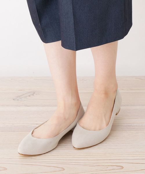 grove（グローブ）の「【2.0cm】やわここちパンプス(日本製)（パンプス・レディース・ライトブルー/ブラック/グレー/ライトパープル/ベビーピンク/ブラック系1/グレー系3/イエロー系その他5/ネイビー系5/ブラック系7/ベージュ系その他6/オレンジ系その他5/ネイビー系3・24.0cm/23.5cm/24.5cm/23.0cm/22.5cm/25.0cm/22.0cm/20/25/30/35/40/45/50）」の19枚目の写真