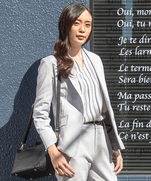 A/C DESIGN BY ALPHA CUBIC（エーシーデザインバイアルファキュービック）の「【セットアップ】テーラージャケット（テーラードジャケット・レディース・ブルー/ライトグレー/オフホワイト・9号/13号/11号）」の2枚目の写真