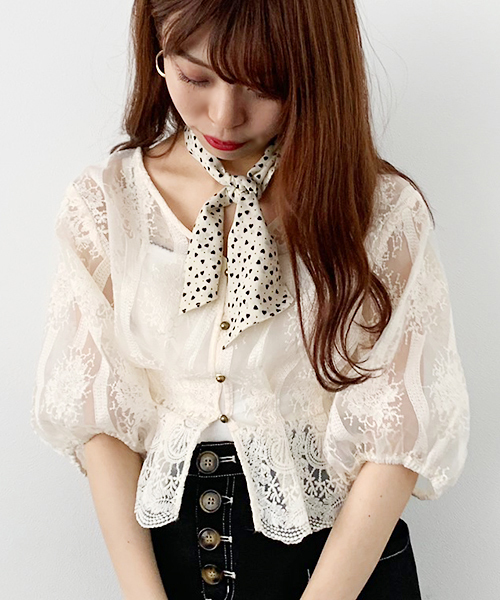apres jour(アプレジュール)の「スカーフ付きオーガンジーレースブラウス【ZOZOTOWN限定アイテム】(シャツ/ブラウス・レディース・ブラック/チャコールグレー/その他/アイボリー・フリー)」の20枚目の写真
