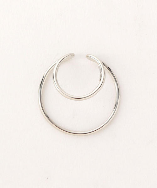 in mood(インムード)の「<in mood(インムード)>フープ イヤーカフ(イヤーカフ・レディース・シルバー/ゴールド・FREE)」の2枚目の写真