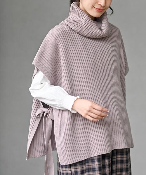 rps（アールピーエス）の「サイドリボンタートルリブニットベスト（ベスト・レディース・ブラック/モカ/ベージュ系その他/キャメル/グリーン/アイボリー/ピンクベージュ・M/フリー）」の7枚目の写真