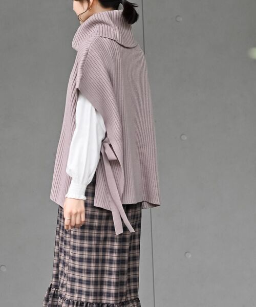 rps（アールピーエス）の「サイドリボンタートルリブニットベスト（ベスト・レディース・ブラック/モカ/ベージュ系その他/キャメル/グリーン/アイボリー/ピンクベージュ・M/フリー）」の15枚目の写真