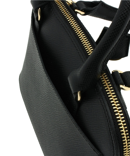 SHIPS for women（シップスフォーウィメン）の「★★CAROL.J:ミニラウンド2WAYバッグ■（ショルダーバッグ・レディース・ブラック/レッド/ネイビー/オフホワイト/ピンク系その他・ONE SIZE）」の19枚目の写真