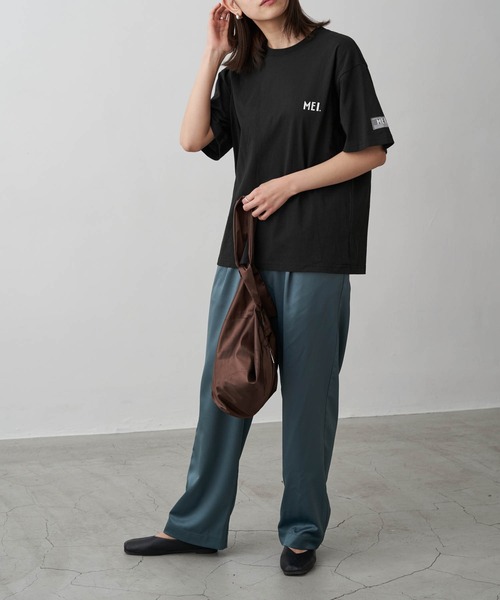 MEI（メイ）の「MEI メイChaco closet別注 オーバーサイズ半袖Tシャツ（Tシャツ/カットソー・レディース・ホワイト/ブラック/ベージュ/ネイビー/パープル・FREE）」の12枚目の写真