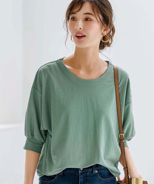 BELLUNA PLUS(ベルーナ)の「袖ギャザーデザインプルオーバー(Tシャツ/カットソー・レディース・コーラル/セージグリーン/ピンク/ネイビー・XX-LARGE/XXX-LARGE/XXXX-LARGE/MEDIUM/LARGE/X-LARGE)」の10枚目の写真