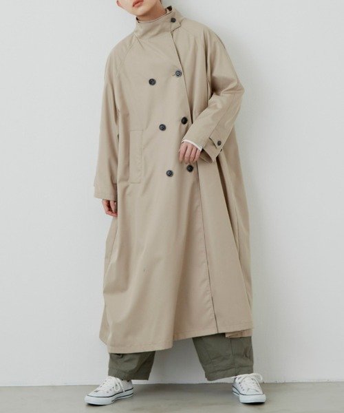 Libra Cue（リブラ キュー）の「ハイネックボリュームフレアコート（トレンチコート・レディース・グレイッシュベージュ/ベージュ・FREE）」の21枚目の写真