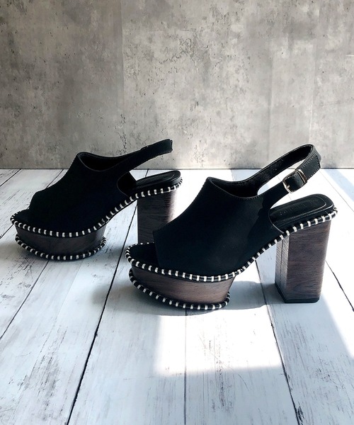 Noubel Voug Relax（ヌーベルヴォーグリラックス）の「ステッチデザイン太ヒール厚底バックストラップサンダル（サンダル・レディース・ホワイト/キャメル/ブラック・M/LL/S/L）」の13枚目の写真