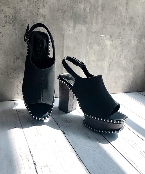 Noubel Voug Relax（ヌーベルヴォーグリラックス）の「ステッチデザイン太ヒール厚底バックストラップサンダル（サンダル・レディース・ホワイト/キャメル/ブラック・M/LL/S/L）」の21枚目の写真