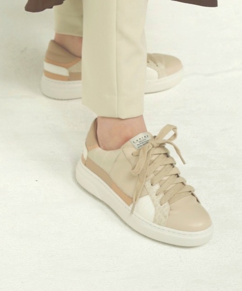 Lucida（ルシーダ）の「【Peacock】♯パッチワークスニーカー（スニーカー・レディース・ホワイト/ブラック/ベージュ/グレー・38/39/35/36/37）」の10枚目の写真