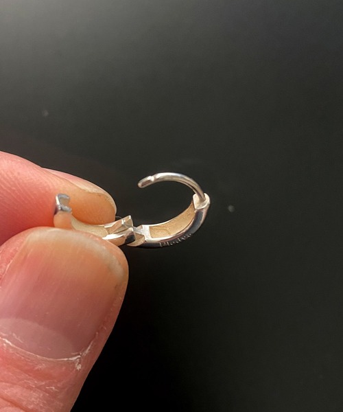 Pledge（プレッジ）の「【Pledge（プレッジ）】SILVER925 ピアス（ソロ）（ピアス（片耳用）・メンズ・シルバー・FREE）」の4枚目の写真