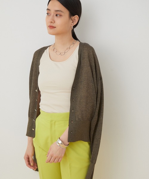 ADAM ET ROPE'(アダムエロペ)の「【アウトレット店舗・WEB限定】スクエアネックストレッチリブタンク(タンクトップ・レディース・チャコールグレー/ブラウン/ミント/キナリ・FREE)」の2枚目の写真