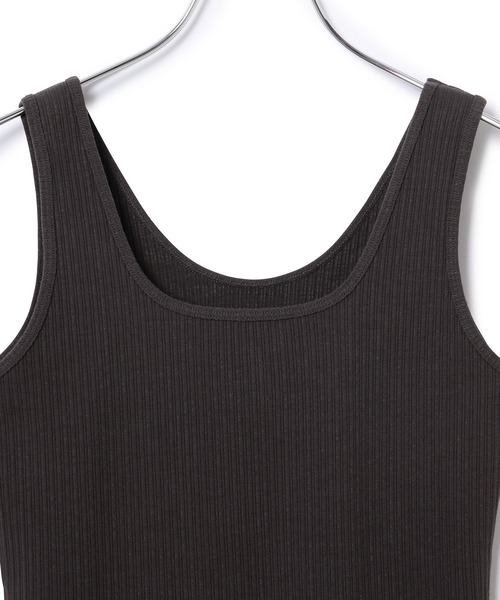 ADAM ET ROPE'(アダムエロペ)の「【アウトレット店舗・WEB限定】スクエアネックストレッチリブタンク(タンクトップ・レディース・チャコールグレー/ブラウン/ミント/キナリ・FREE)」の11枚目の写真