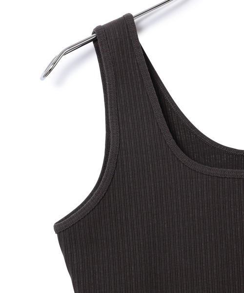 ADAM ET ROPE'(アダムエロペ)の「【アウトレット店舗・WEB限定】スクエアネックストレッチリブタンク(タンクトップ・レディース・チャコールグレー/ブラウン/ミント/キナリ・FREE)」の9枚目の写真