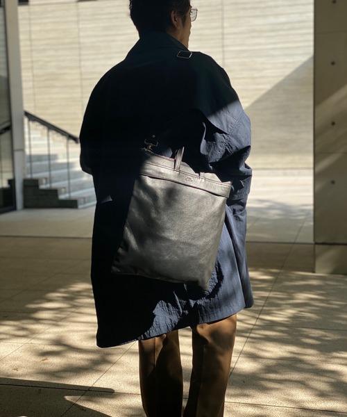 SEEKER（シーカー）の「【FIT】WATERPROOFレザー 3WAYヘルメットバッグ SKB-021FT2（バックパック/リュック・メンズ・ブラック/ネイビー/グレイッシュベージュ・FREE）」の8枚目の写真