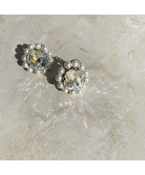 tone(トーン)の「【jour】パールフラワー(ピアス)(MA)(ピアス(両耳用)・レディース・ゴールド/ゴールド系その他・FREE)」の9枚目の写真