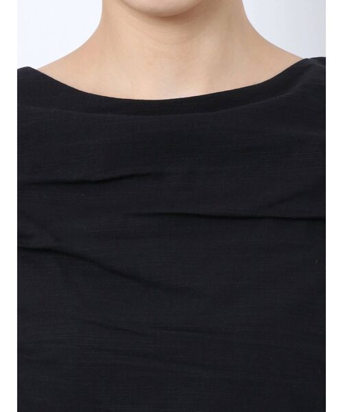 EMODA(エモダ)の「ギャザータックスリーブトップス(Tシャツ/カットソー・レディース・ホワイト/ブラック・FREE)」の11枚目の写真