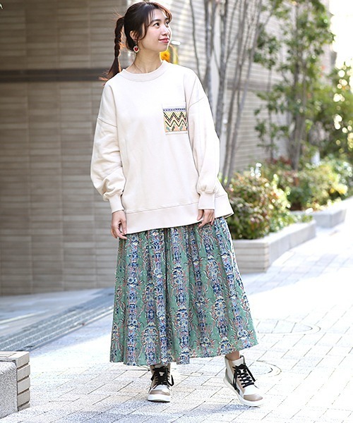 チチカカ（チチカカ）の「エコフレンドリーダイ ブロックプリントフラワースカート（スカート・レディース・パープル/マスタード/グリーン・FREE）」の4枚目の写真