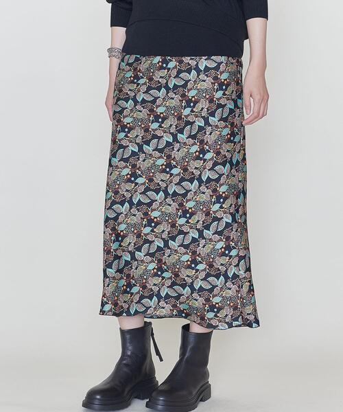 ASTRAET（アストラット）の「＜ASTRAET（アストラット）＞サラサプリント マーメイドスカート（スカート・レディース・ネイビー・1/0）」の2枚目の写真