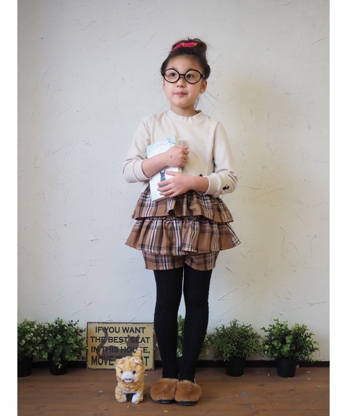 nino(ニノ)の「チェックギャザーペプラム ショートパンツ(その他パンツ・キッズ・ベージュ/ネイビー・140cm/150cm/130cm)」の18枚目の写真