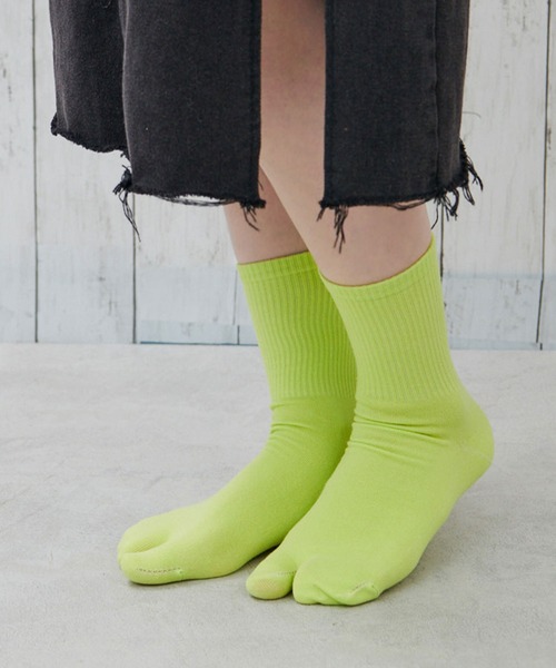 「kakko」（カッコ）の「レディース カラー足袋ソックス クルー丈（ソックス/靴下・レディース・H/I/J/K/D/E/F/G/B/C/A・FREE）」の4枚目の写真