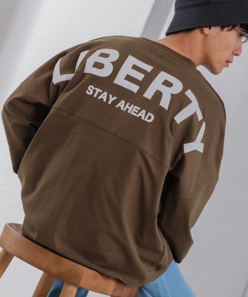improves（インプローブス）の「ヘビーウエイト 発泡 バックプリントビッグ ロンT（Tシャツ/カットソー・メンズ・ブラック/ブラウン/オフホワイト/カーキ/チャコール・MEDIUM/LARGE）」の4枚目の写真