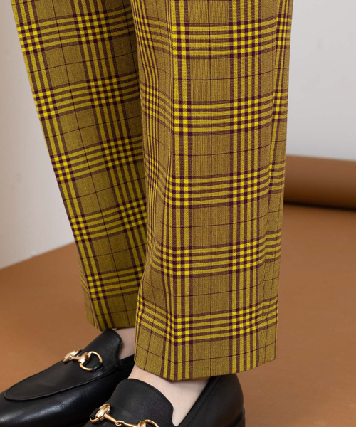 Rouge vif（ルージュヴィフ）の「チェックテーパードパンツ（その他パンツ・レディース・イエロー/オレンジ・38/36）」の6枚目の写真