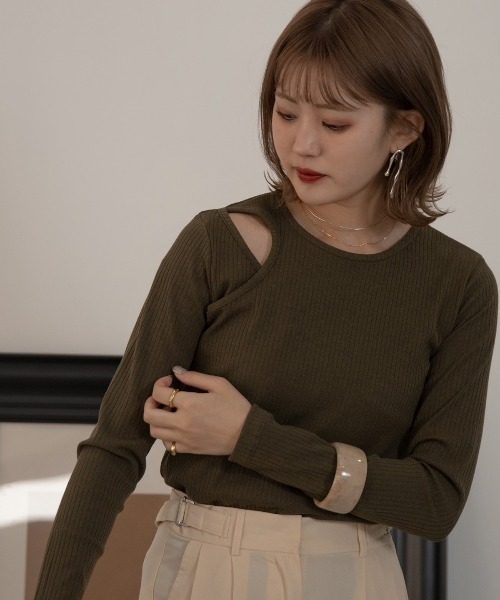 Amiur（エミレ）の「one open shoulder rib tops（その他トップス・レディース・ベージュ/カーキ/ブラック・FREE）」の15枚目の写真