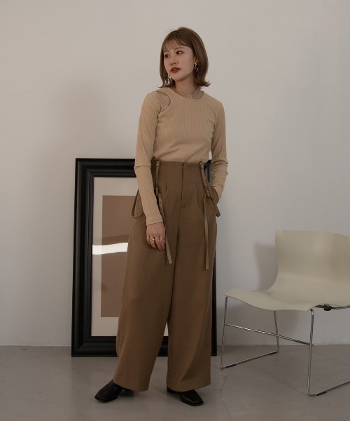 Amiur（エミレ）の「one open shoulder rib tops（その他トップス・レディース・ベージュ/カーキ/ブラック・FREE）」の7枚目の写真