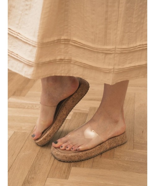 TRUNC（トランクエイティーエイト）の「Flatform Sandal（サンダル・レディース・ベージュ/ブラック・SMALL）」の16枚目の写真