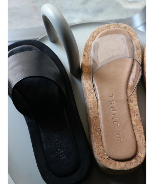 TRUNC（トランクエイティーエイト）の「Flatform Sandal（サンダル・レディース・ベージュ/ブラック・SMALL）」の13枚目の写真