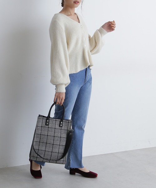 FREE'S MART(フリーズマート)の「◆ショートシャギーペプラムニットカーディガン(カーディガン/ボレロ・レディース・ホワイト/ベージュ/レッド/ブルー・FREE)」の6枚目の写真