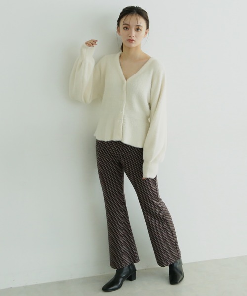 FREE'S MART(フリーズマート)の「◆ショートシャギーペプラムニットカーディガン(カーディガン/ボレロ・レディース・ホワイト/ベージュ/レッド/ブルー・FREE)」の11枚目の写真