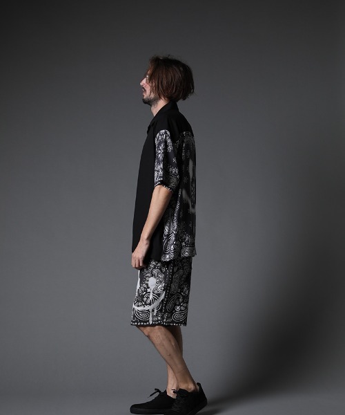 STUD MUFFIN（スタッドマフィン）の「mhs1756-バンダナ柄-無地TRサテン SSワイドシャツ（シャツ/ブラウス・メンズ・ライトグレー/ブラック・2/3）」の13枚目の写真