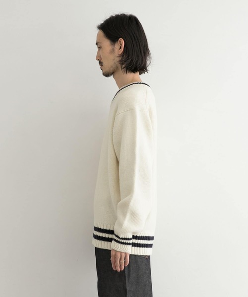 URBAN RESEARCH（アーバンリサーチ）の「メリノウールチルデンニット（ニット/セーター・メンズ・ホワイト/ネイビー・MEDIUM/LARGE）」の11枚目の写真