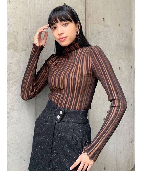 EMODA（エモダ）の「タンクボリュームピアス（ピアス（両耳用）・レディース・シルバー/ゴールド・FREE）」の4枚目の写真