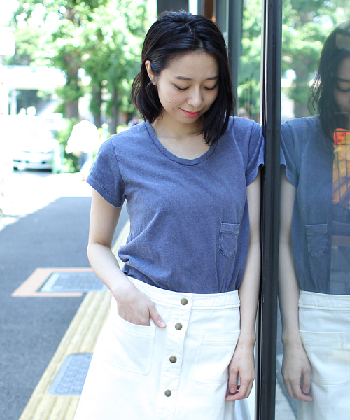 Ray BEAMS(レイビームス)の「Mixta / ポケットT(Tシャツ/カットソー・レディース・オフホワイト/ブラック系その他/イエロー/ネイビー/ブルー/レッド・ONE SIZE)」の4枚目の写真