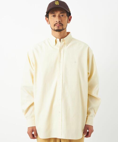 UNIVERSAL OVERALL（ユニバーサルオーバーオール）の「【別注】＜UNIVERSAL OVERALL＞オックス ボタンダウン シャツ（シャツ/ブラウス・メンズ・クリーム・M/L）」の4枚目の写真