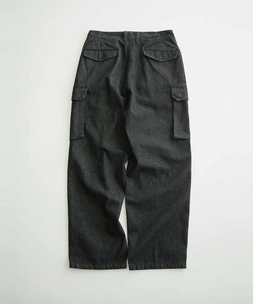 ADAM ET ROPE'（アダムエロペ）の「ドライタッチデニム ワイドカーゴパンツ/サステナブル（カーゴパンツ・メンズ・ネイビー/ブラック系その他・M/L）」の17枚目の写真