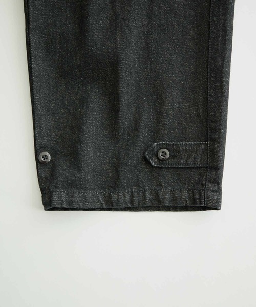 ADAM ET ROPE'（アダムエロペ）の「ドライタッチデニム ワイドカーゴパンツ/サステナブル（カーゴパンツ・メンズ・ネイビー/ブラック系その他・M/L）」の22枚目の写真