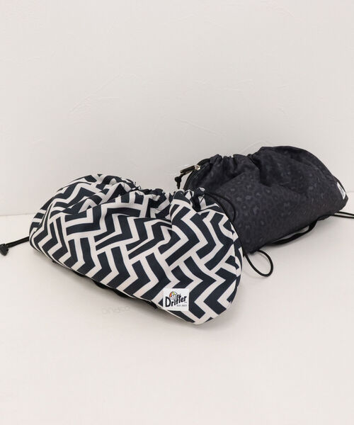 Drifter（ドリフター）の「【Drifter/ドリフター】CLUTCH POUCH/クラッチポーチ（ショルダーバッグ・レディース・イエロー系その他/ホワイト系その他2/ブラック系その他3・FREE）」の2枚目の写真