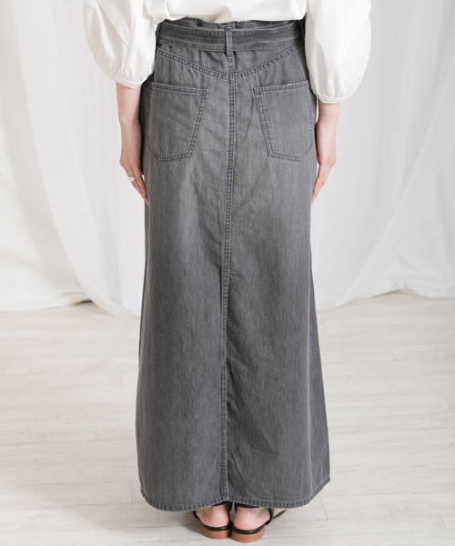 Moname（モナーム）の「Aラインデニムロングスカート（スカート・レディース・ブラック・FREE）」の2枚目の写真