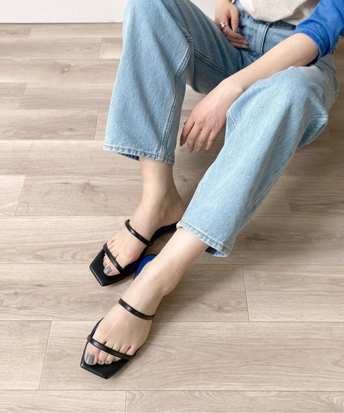 MAMIAN（マミアン）の「コードストラップ フラットサンダル（サンダル・レディース・ブラック/クリア/ライトブルー/レオパード・L/LL/M/S）」の2枚目の写真